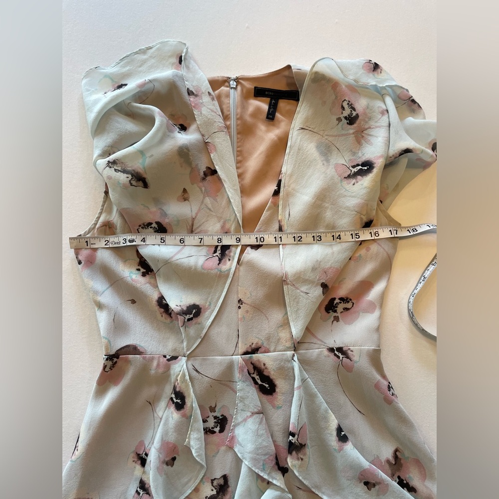 BCBGMaxAzria 100% silk maple dress in pearl blue floral combo size 6 retail $198 - Picture 8 of 11